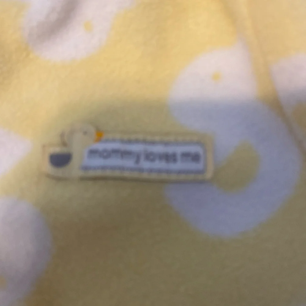 Carter’s Set of 2 Footie Pajama Sleepers / Playsuits Size 6 Months